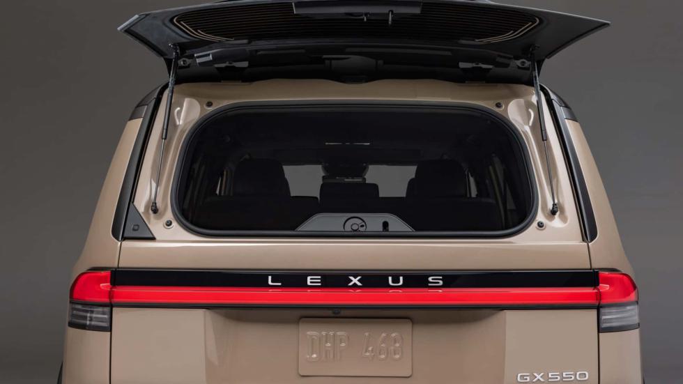Το νέο Lexus GX έφτασε με 354 άλογα για premium off-road διαδρομές
